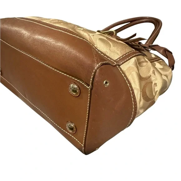 Coach Hampton Signature Satchel - Picture 8 of 13